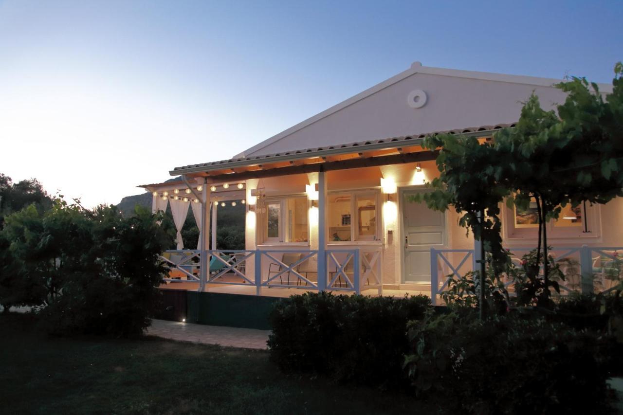 Blue Sky Cottage, Kanouli Beach Halikounas Exterior foto